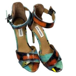 Steve Madden multi colored snake skin size 7 heel